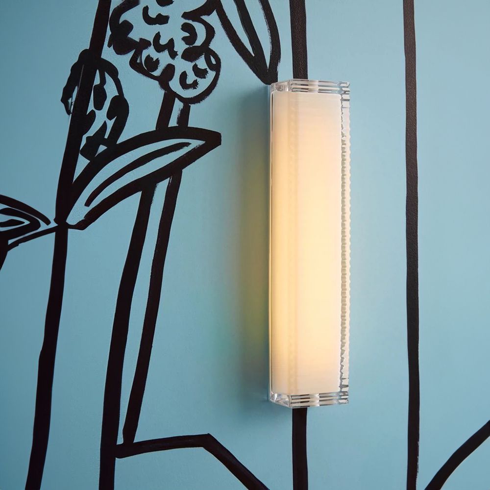 Ice Cube Wall Lamp