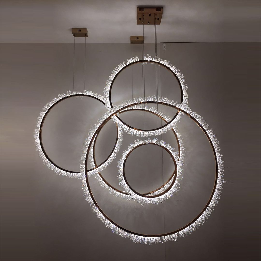 ICY Rings Vertical Custom Pendant light