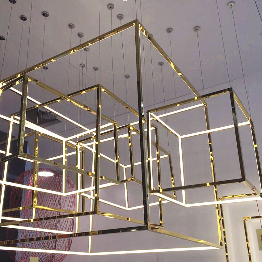 Chaumet Cube Pendant light