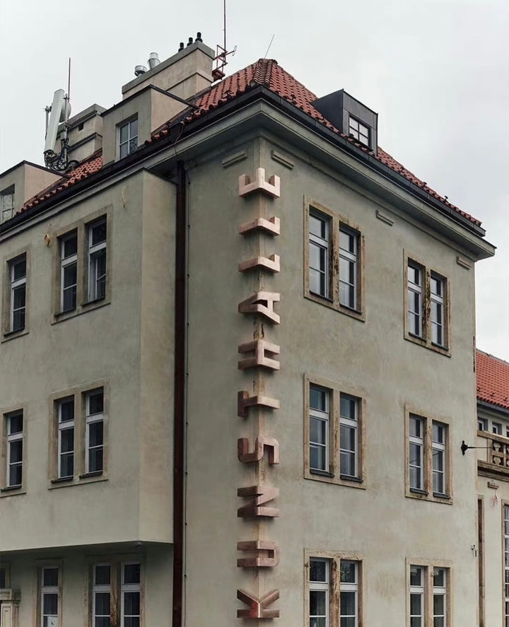 3D Corner Letter Signage