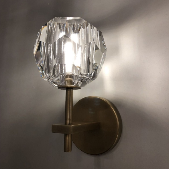 Clairvoyance Single Brass Wall Lamp