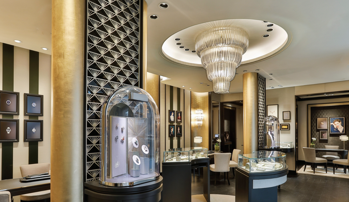 Opus Luxe Chandelier