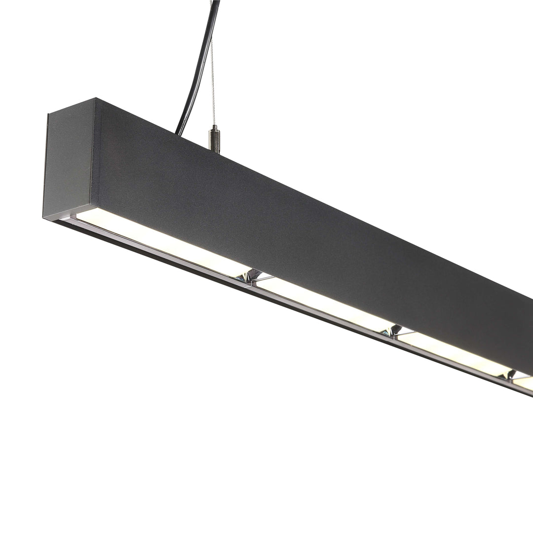 Endless 4575 Pro linear light in black finish, 45x75mm commercial LED pendant with anti-glare optics for office and retail lighting