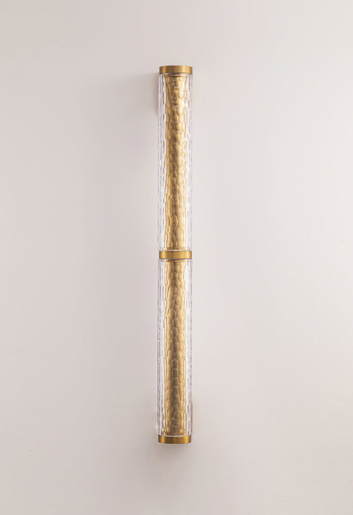 Modern double wall light with faceted crystal glass design