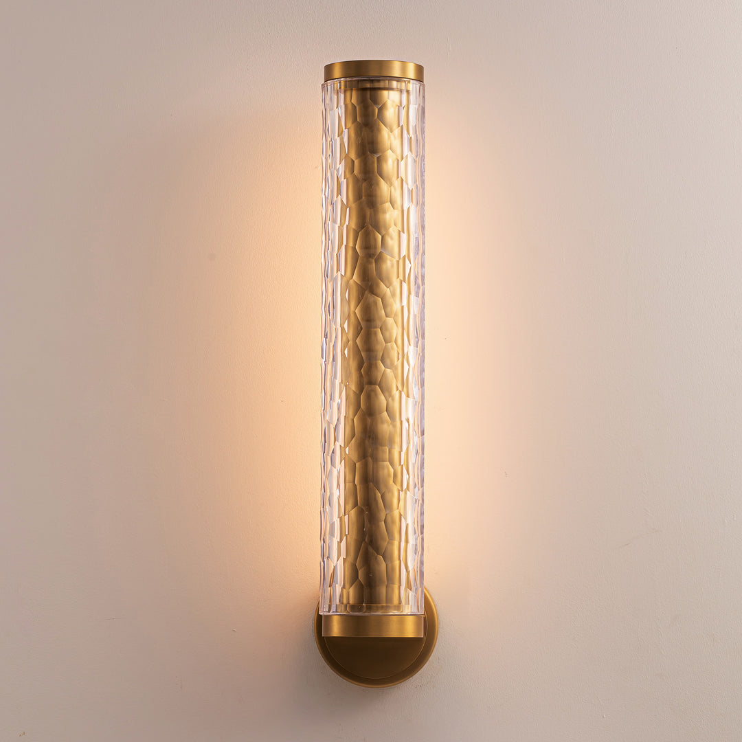 Modern wall light with faceted crystal glass design