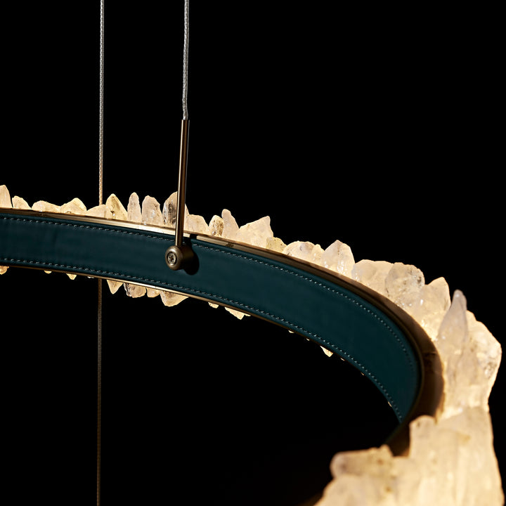 Couro e Cristal Void Pendant